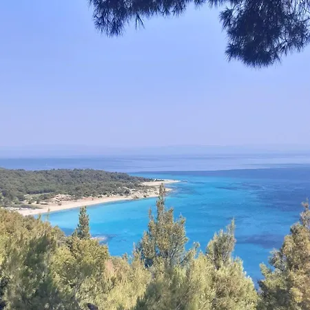 Stratos Apartmán Sarti